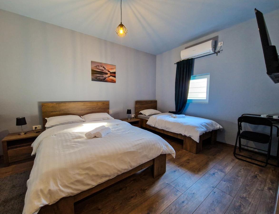Xxl Rooms 오시예크 외부 사진